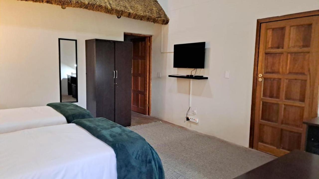 Iphofolo Lodge & Tented Camp Vivo Eksteriør billede
